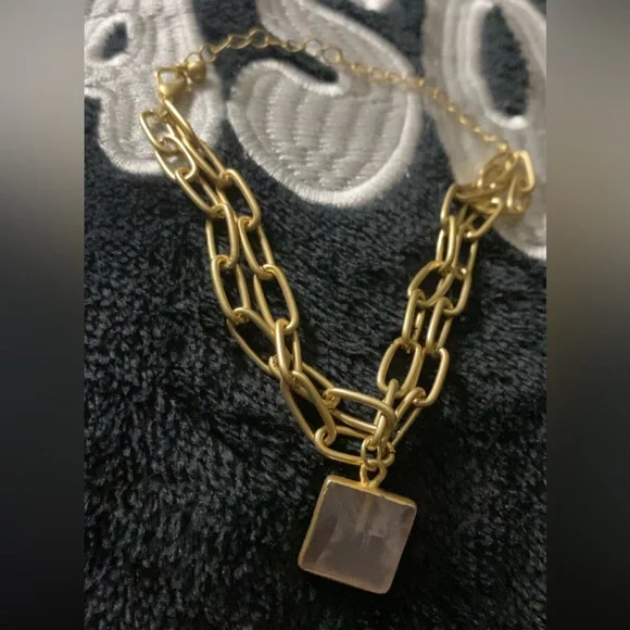 Gold Chain Bracelet with Pink Stone - Picture 1 of 1
